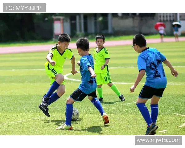 提升足球脚力的科学训练方法与实用技巧分享